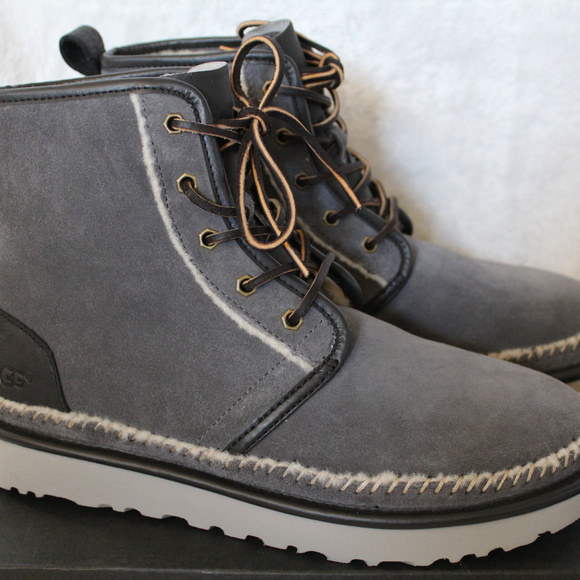 UGG HARKLEY‎ SUEDE SHEARLING STITCH BOOTS NEW - Picture 8 of 8
